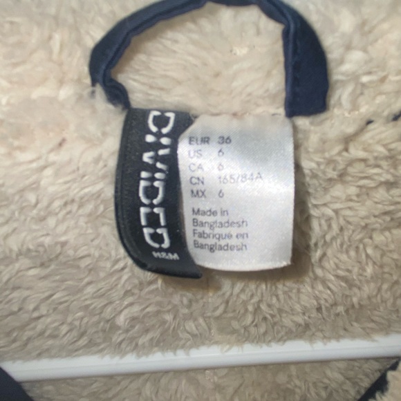 H&M Furry Lined Utility Jacket - Picture 2 of 3